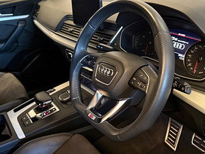 Audi Q5 thumbnail