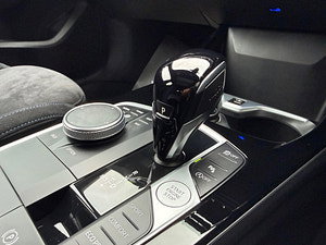 BMW 1 Series thumbnail