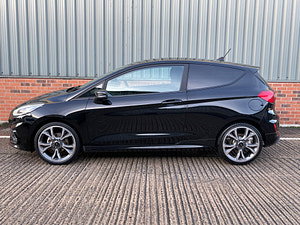 Ford Fiesta Van thumbnail
