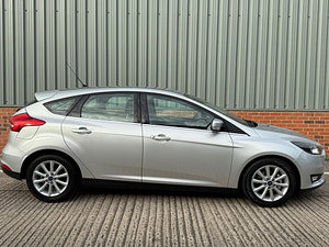 Ford Focus thumbnail