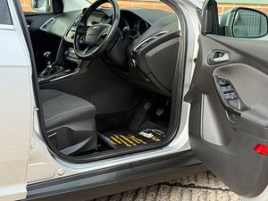 Ford Focus thumbnail