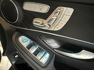 Mercedes-Benz GLC thumbnail