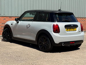 MINI Hatch thumbnail