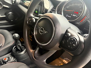 MINI Hatch thumbnail