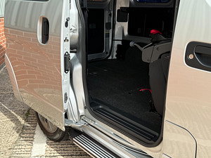 Nissan e-NV200 thumbnail