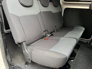 Nissan e-NV200 thumbnail