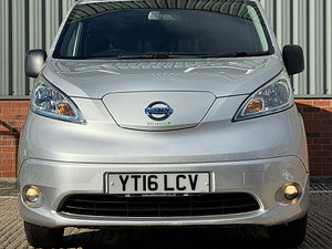 Nissan e-NV200 thumbnail