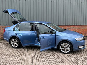 Skoda Rapid thumbnail