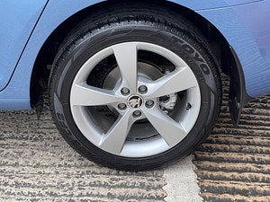 Skoda Rapid thumbnail