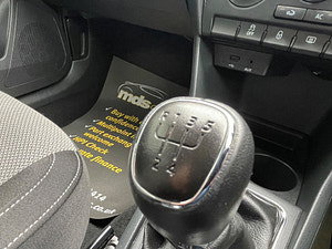Skoda Rapid thumbnail