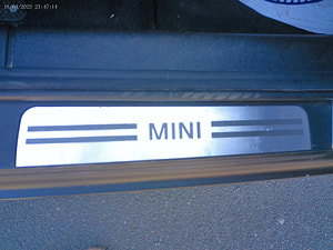 MINI Countryman thumbnail