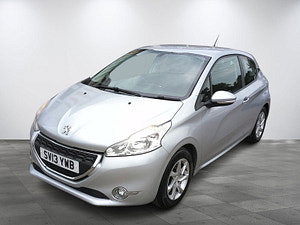 Peugeot 208 thumbnail