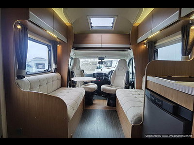 Auto-trail Tribute t-715 photo