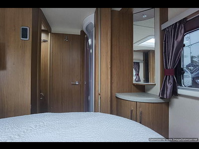 Auto-trail Comanche photo