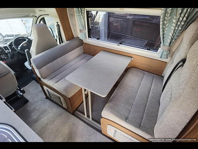 Auto-trail Frontier scout photo