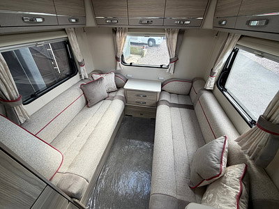 Elddis Majestic 120 photo