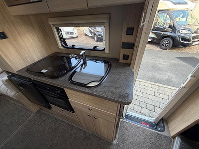 Elddis Majestic 135 photo