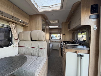 Elddis Majestic 135 photo