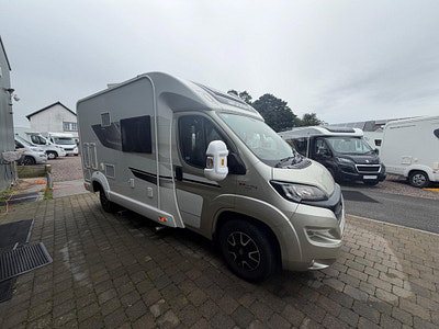 Swift Champagne 604 photo