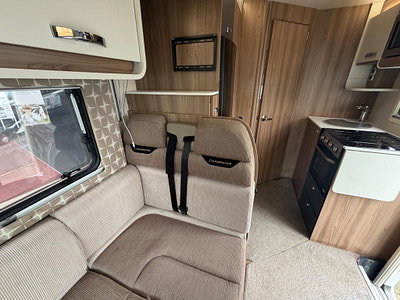Swift Champagne 604 photo