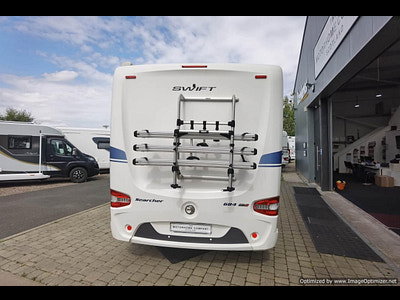 Swift Escape 684 photo