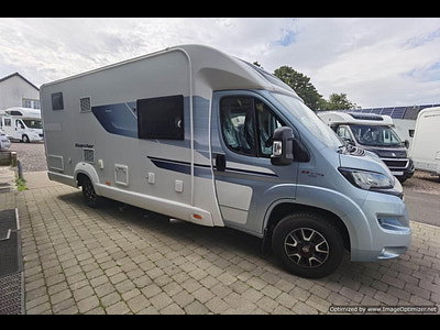 Swift Escape 684 photo