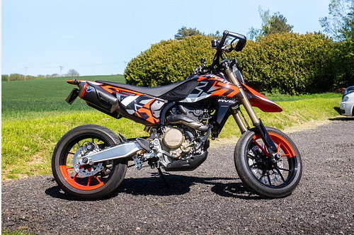 DUCATI Hypermotard 698
