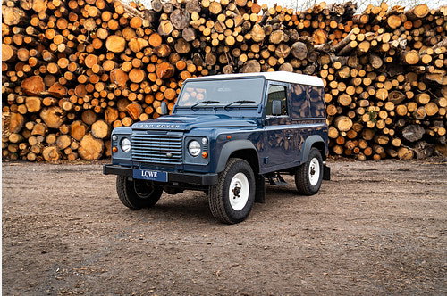 Land Rover Defender 90