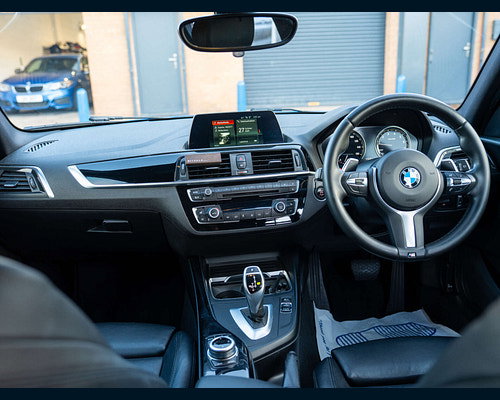 2018 BMW 1 Series in Estoril Blue, photo 3