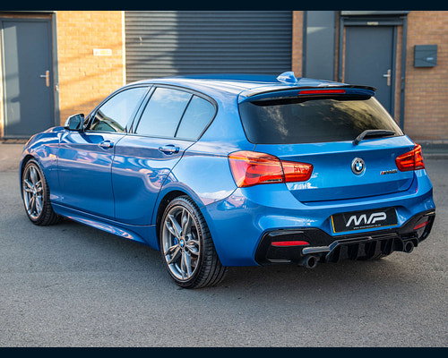 2018 BMW 1 Series in Estoril Blue, photo 2
