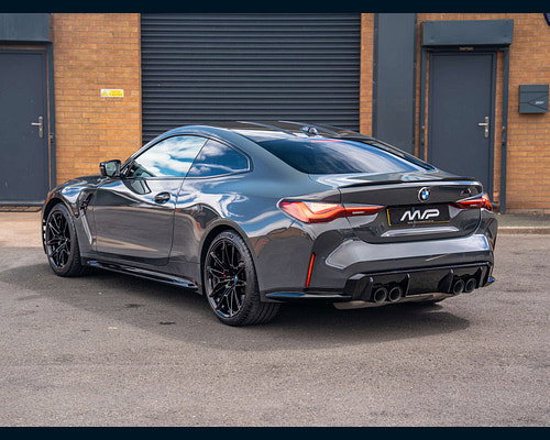 2023 BMW M4 in Dravit Grey, photo 2