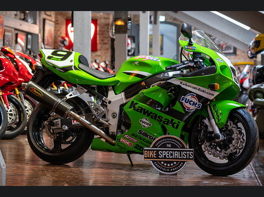 Used KAWASAKI ZX-7R in Sheffield, South Yorkshire
