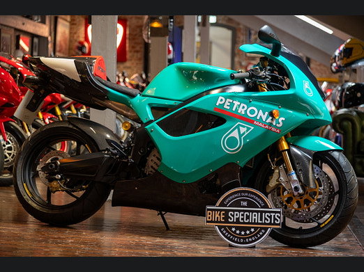 Used Petronas FP1 in Sheffield, South Yorkshire