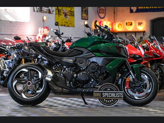 Used DUCATI Diavel V4 in Sheffield, South Yorkshire