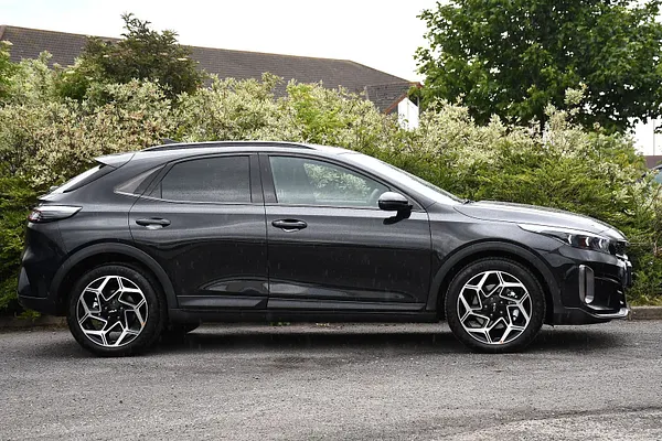 2026 Kia XCeed 1.0 T-GDi MHEV GT-Line SUV 5dr Petrol Hybrid DCT Euro 6 (s/s) (113 bhp) — photo 2 of 31