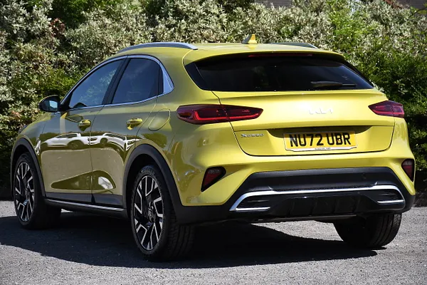 2022 Kia XCeed 1.5 T-GDi 3 SUV 5dr Petrol Manual Euro 6 (s/s) (158 bhp) — photo 3 of 31