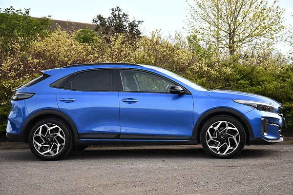 2023 Kia XCeed 1.5 T-GDi GT-Line S SUV 5dr Petrol Manual Euro 6 (s/s) (158 bhp) — photo 2 of 31