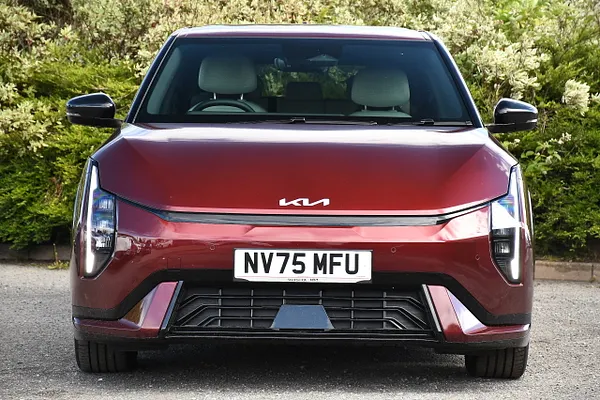 2025 Kia EV4 81.4kWh GT-Line Hatchback 5dr Electric Auto (201 bhp) — photo 5 of 31