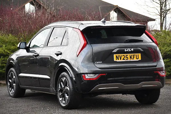 2025 Kia Niro 64.8kWh 4 SUV 5dr Electric Auto (201 bhp) — photo 3 of 31