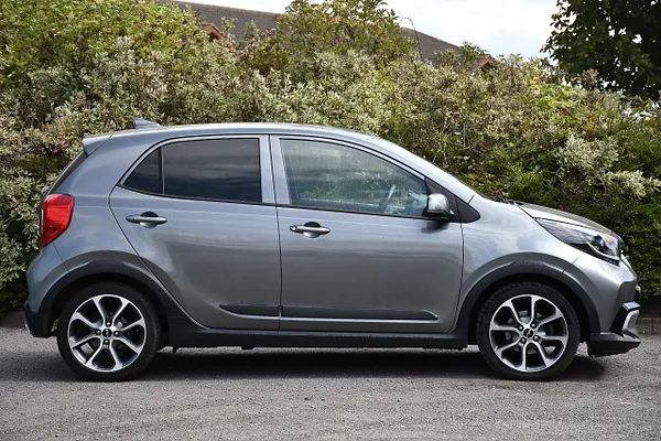 2022 Kia Picanto 1.0 DPi X-Line Hatchback 5dr Petrol Manual Euro 6 (s/s) (66 bhp) — photo 2 of 31