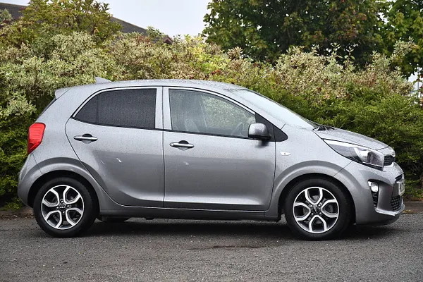 2022 Kia Picanto 1.0 DPi Shadow Hatchback 5dr Petrol Manual Euro 6 (s/s) (66 bhp) — photo 2 of 31