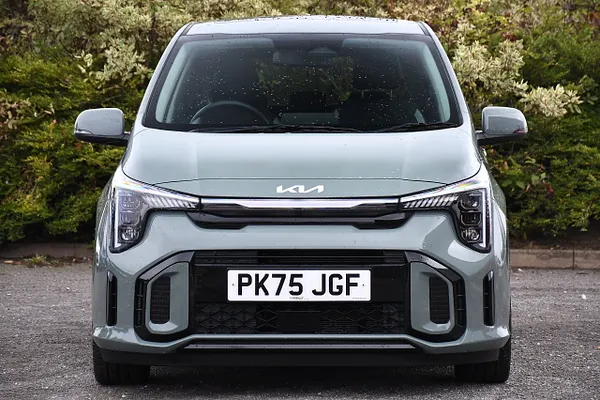2025 Kia Picanto 1.0 GT-Line S Hatchback 5dr Petrol Manual Euro 6 (s/s) (67 bhp) — photo 5 of 31