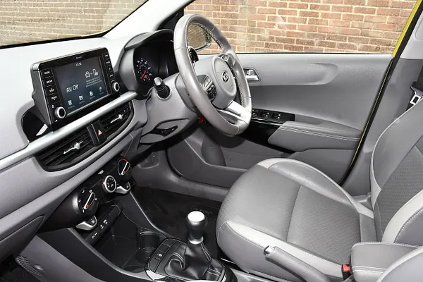 2020 Kia Picanto 1.0 Zest Hatchback 5dr Petrol Manual Euro 6 (s/s) (4Seat) (66 bhp) — photo 4 of 30