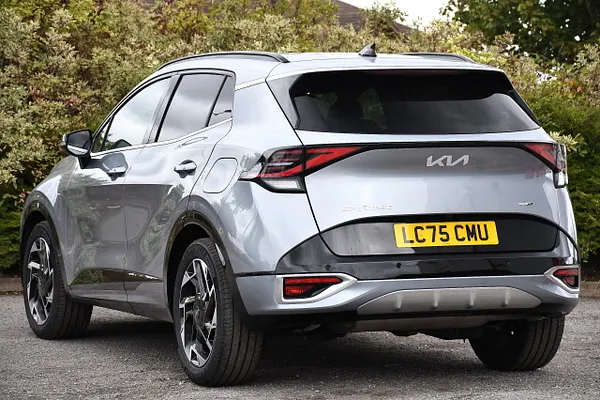2025 Kia Sportage 1.6 T-GDi MHEV GT-Line SUV 5dr Petrol Hybrid Manual Euro 6 (s/s) (157 bhp) — photo 3 of 31