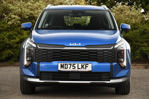 2025 Kia Sportage 1.6 T-GDi Pure SUV 5dr Petrol Manual Euro 6 (s/s) (147 bhp) — photo 5 of 25
