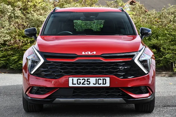 2025 Kia Sportage 1.6 h T-GDi GT-Line SUV 5dr Petrol Hybrid Auto Euro 6 (s/s) (207 bhp) — photo 5 of 31