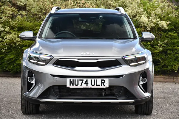 2024 Kia Stonic 1.0 T-GDi MHEV 3 SUV 5dr Petrol Hybrid Manual Euro 6 (s/s) (98 bhp) — photo 5 of 31