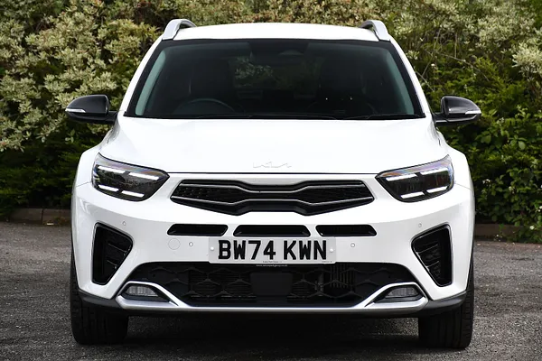 2025 Kia Stonic 1.0 T-GDi MHEV GT-Line S SUV 5dr Petrol Hybrid DCT Euro 6 (s/s) (98 bhp) — photo 5 of 31