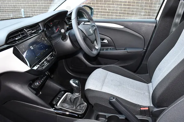 2023 Vauxhall Corsa 1.2 Design Hatchback 5dr Petrol Manual Euro 6 (75 ps) — photo 4 of 31