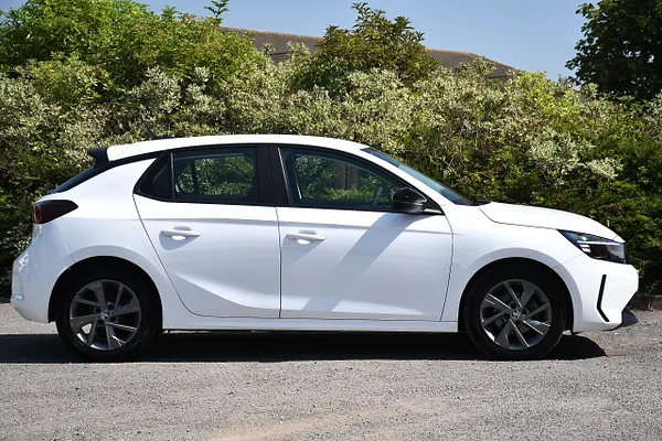2023 Vauxhall Corsa 1.2 Design Hatchback 5dr Petrol Manual Euro 6 (75 ps) — photo 2 of 31